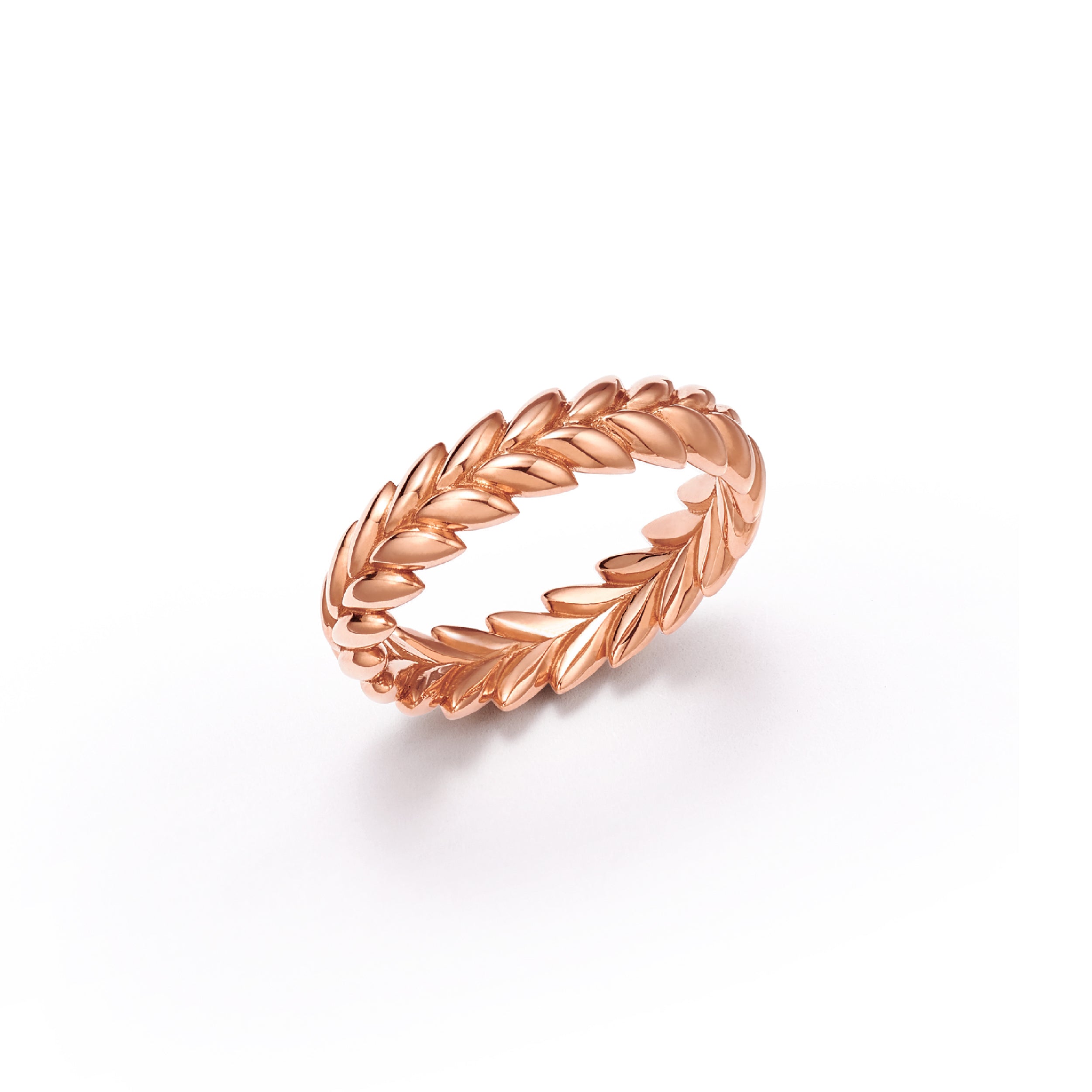 Ethereal Laurel Wedding Ring